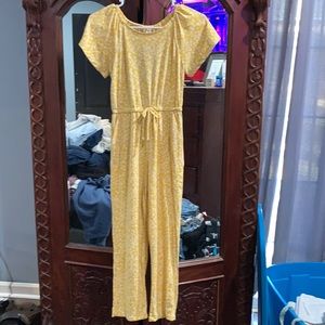 Girl jumper,  size medium